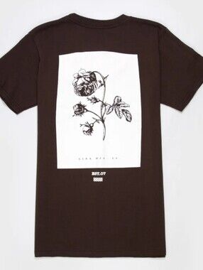 Black Medium Crewneck T-Shirt with Printed Tag